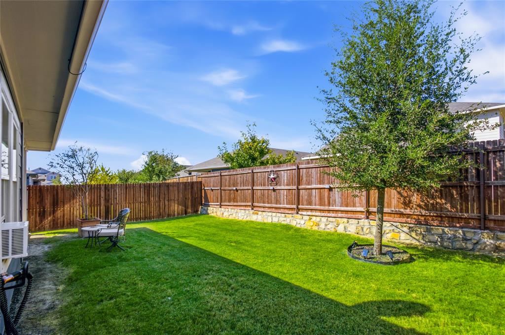 1824 Ash Oak Lane Property Photo 24