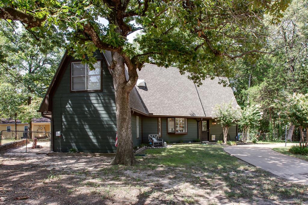 137 Oak Haven Drive Property Photo 1