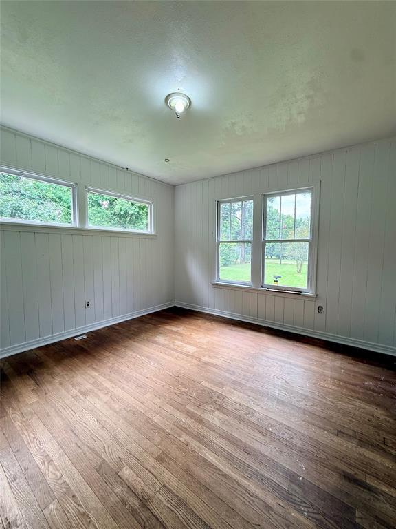 316 Moore Street Property Photo 7
