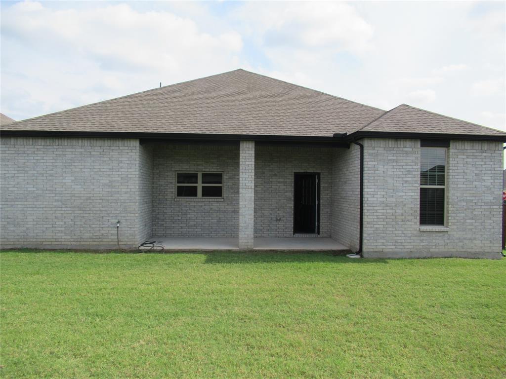305 Chase Creek Drive Property Photo 8