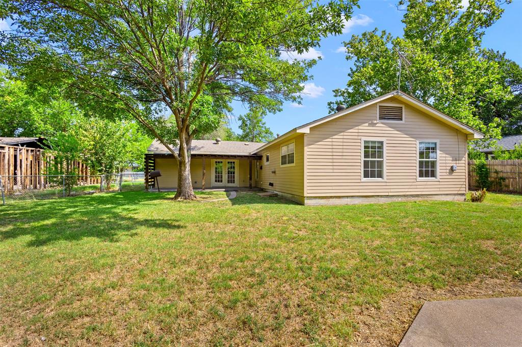 5204 Roxie Street Property Photo 22
