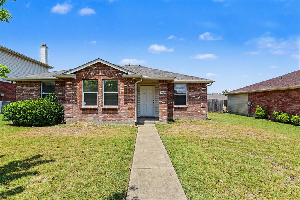 1424 Junction Run Property Photo 1