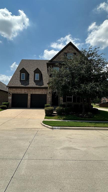 8533 Pine Valley Drive Property Photo 2