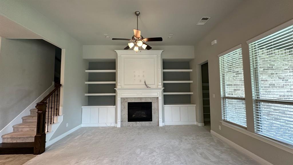 8533 Pine Valley Drive Property Photo 10