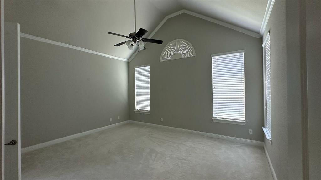 8533 Pine Valley Drive Property Photo 16