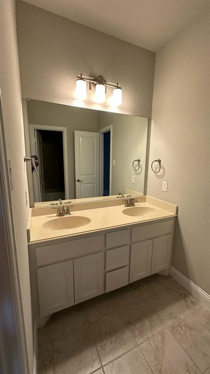 8533 Pine Valley Drive Property Photo 29