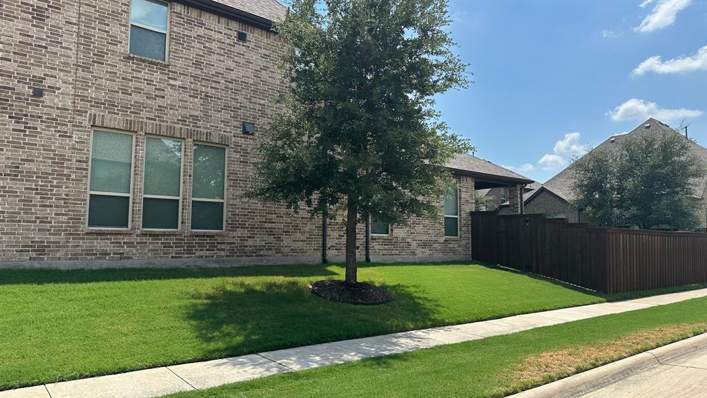 8533 Pine Valley Drive Property Photo 38