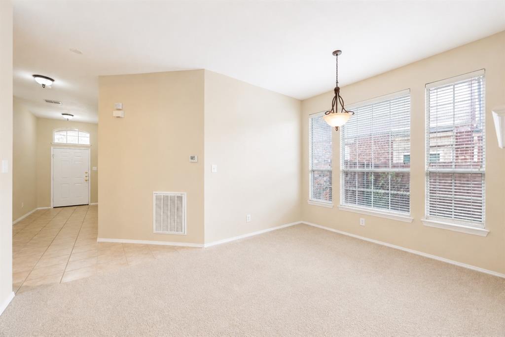 10701 Nashville Drive Property Photo 5