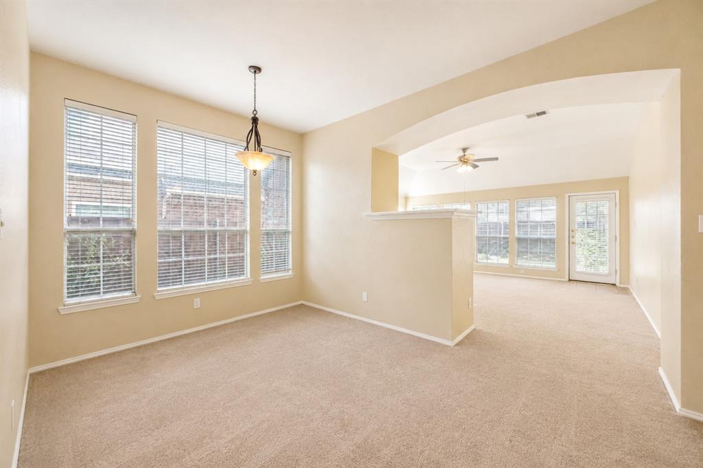 10701 Nashville Drive Property Photo 8
