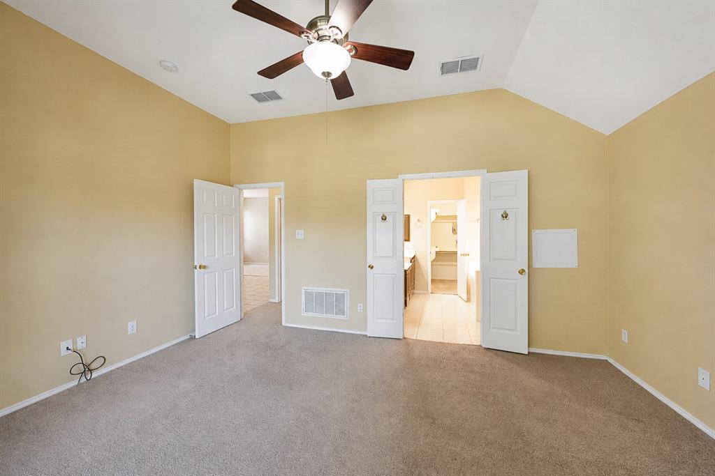 10701 Nashville Drive Property Photo 16