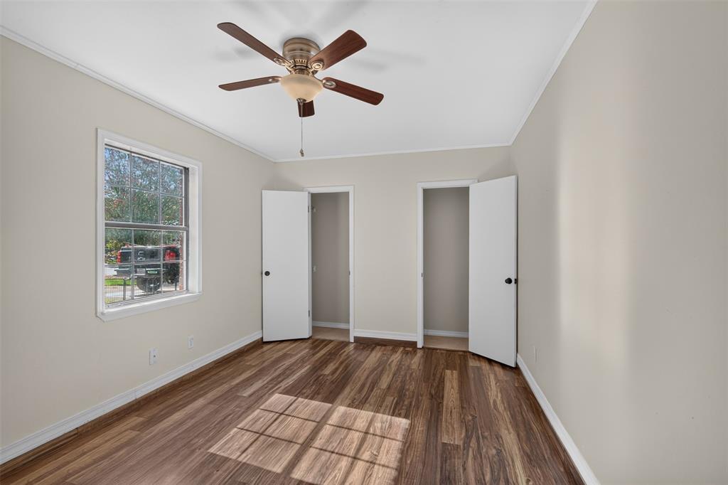 1307 Pecan Square Property Photo 20