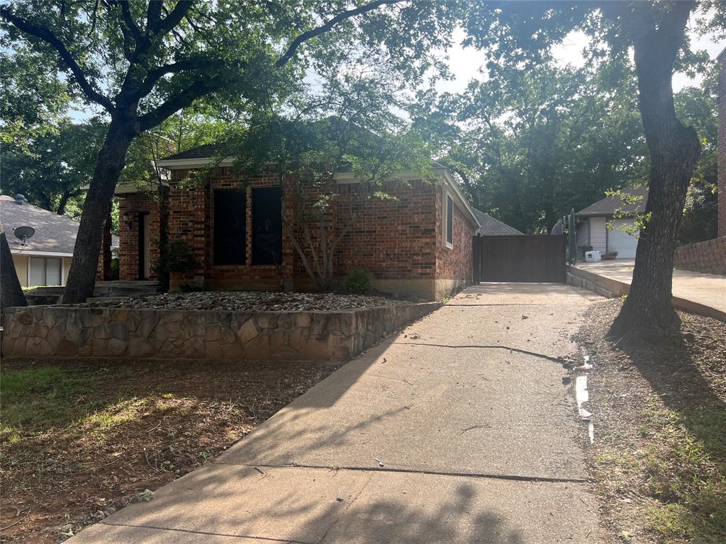 4106 Sunday Hill Drive Property Photo 1