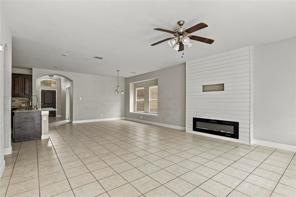 105 Finlee Lane Property Photo 8