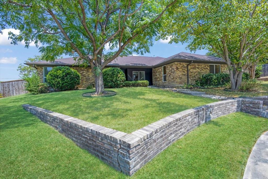 2149 Willow Place B Property Photo 1