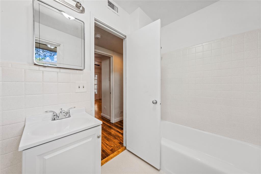 3230 Proctor Avenue Property Photo 22