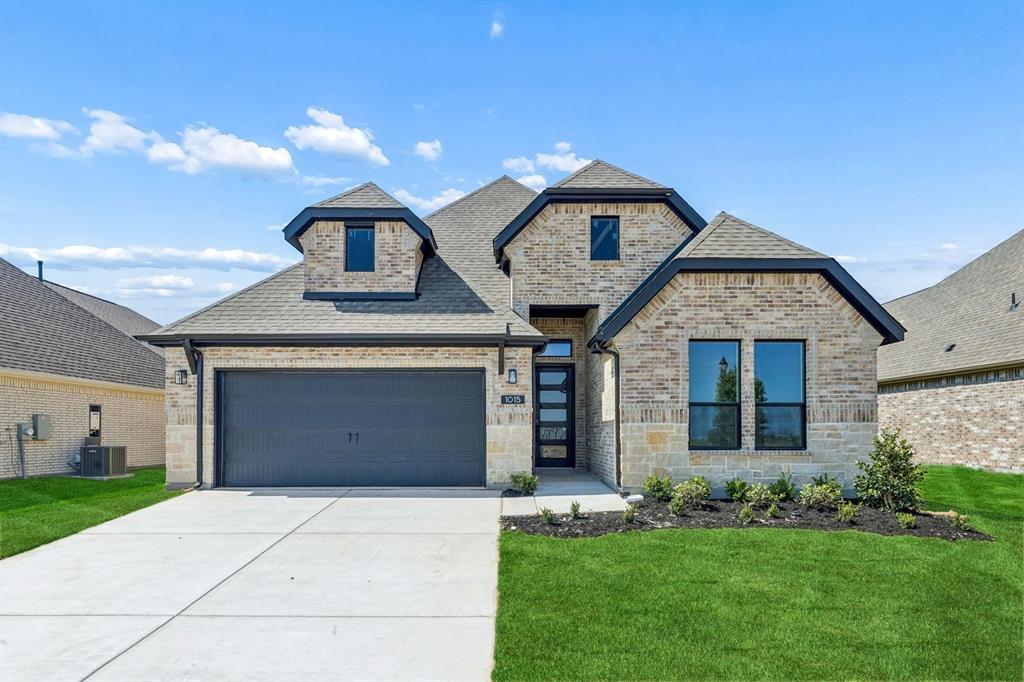 1015 Goldenrod Drive Property Photo 1