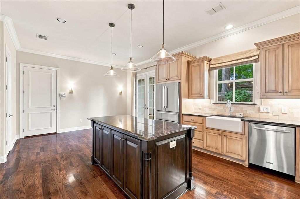 3008 Elm River Drive Property Photo 10