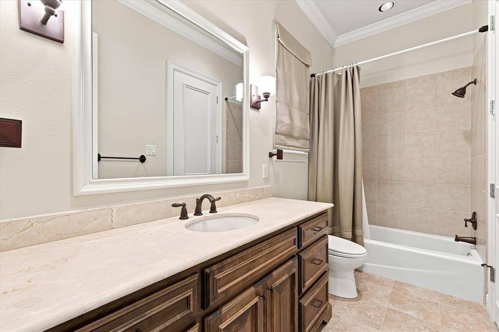 3008 Elm River Drive Property Photo 23