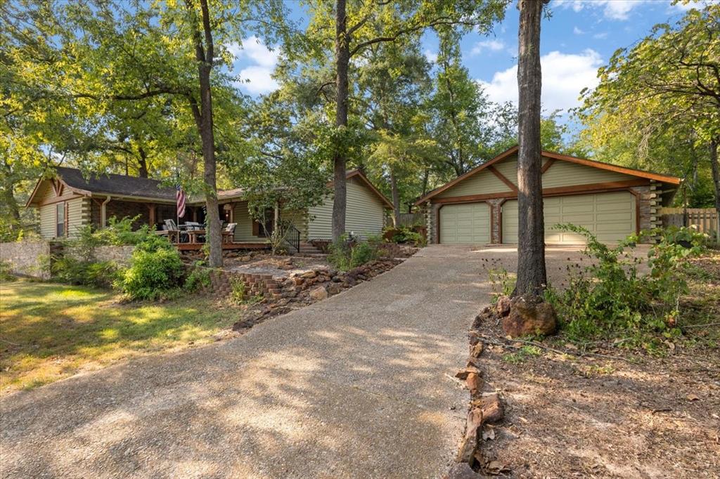 1603 Pineview Lane Property Photo 1