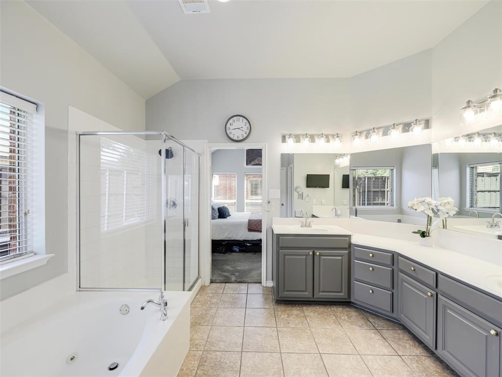 13827 Plum Valley Drive Property Photo 24