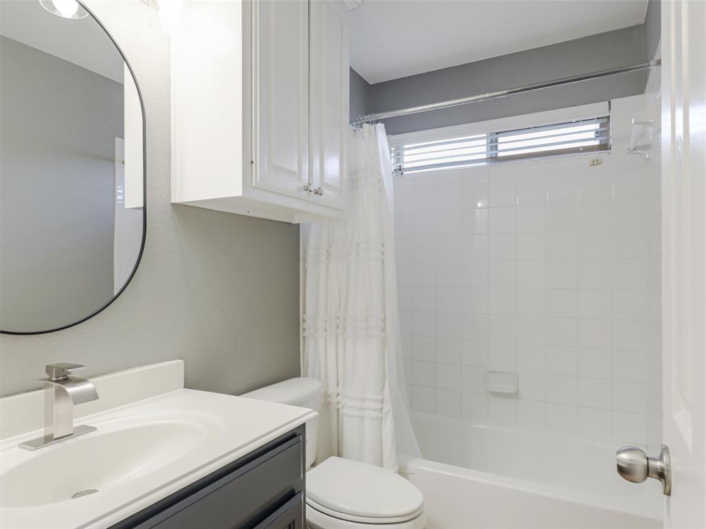 13827 Plum Valley Drive Property Photo 32