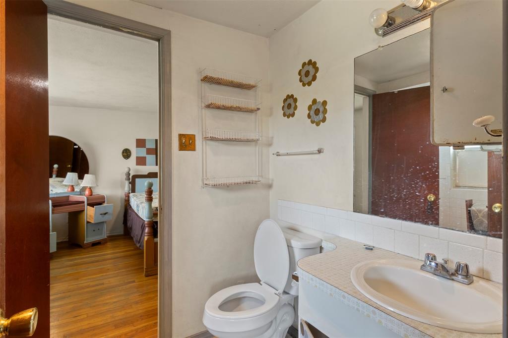 4513 Colgate Lane Property Photo 14