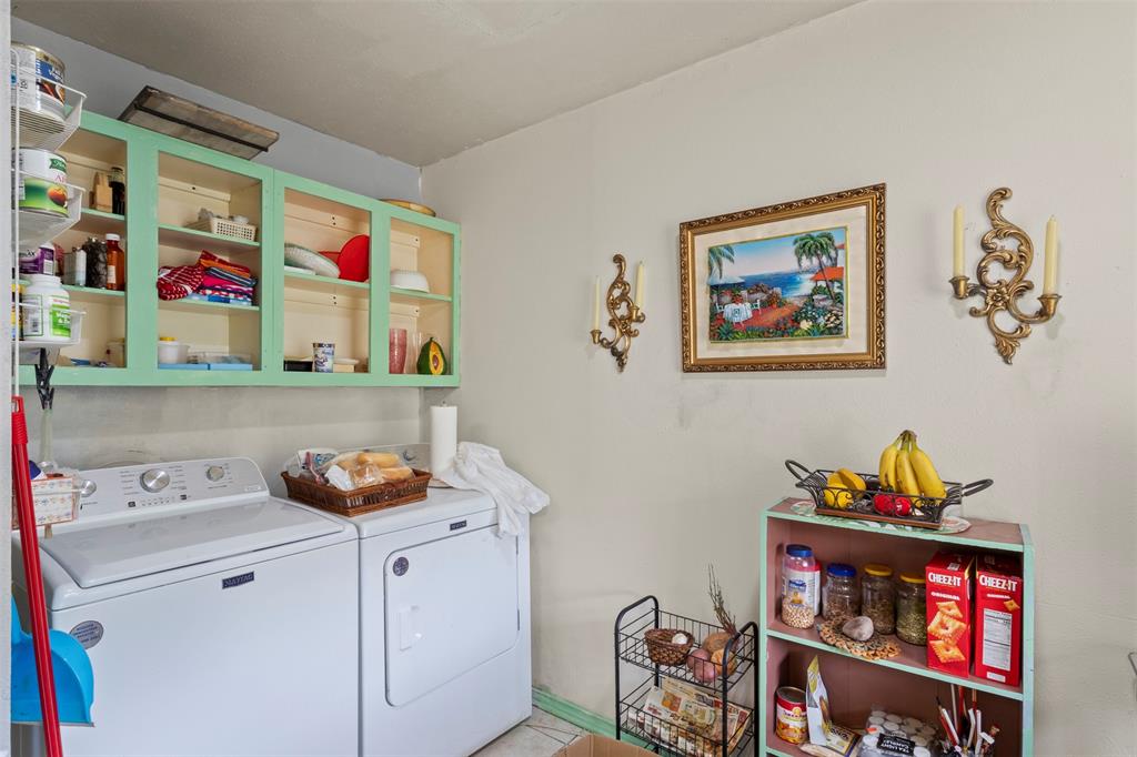 4513 Colgate Lane Property Photo 19