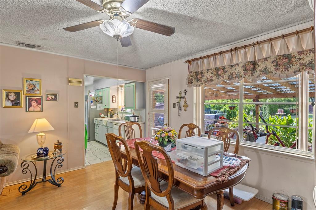 4513 Colgate Lane Property Photo 22