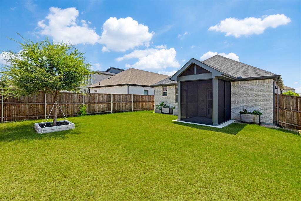 204 Mountain Meadow Lane Property Photo 15