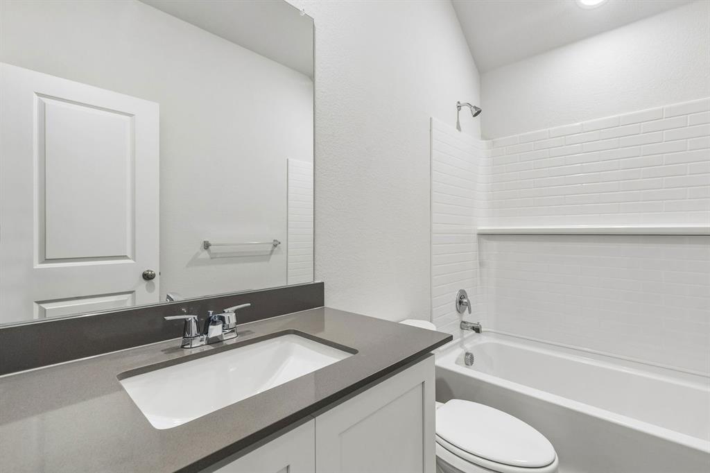 1112 Angus Lane Property Photo 19