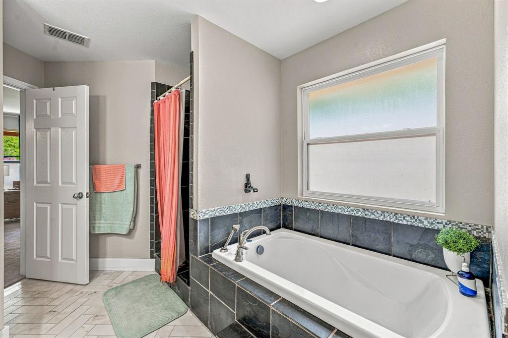 330 Rambling Oaks Road Property Photo 15