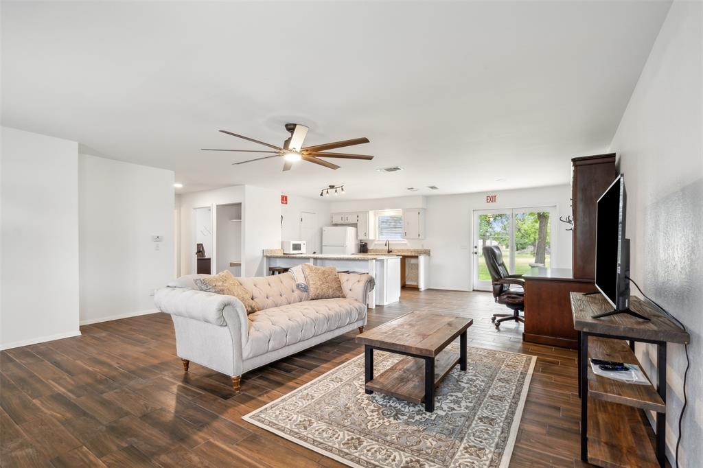 8740 I-20 Property Photo 20