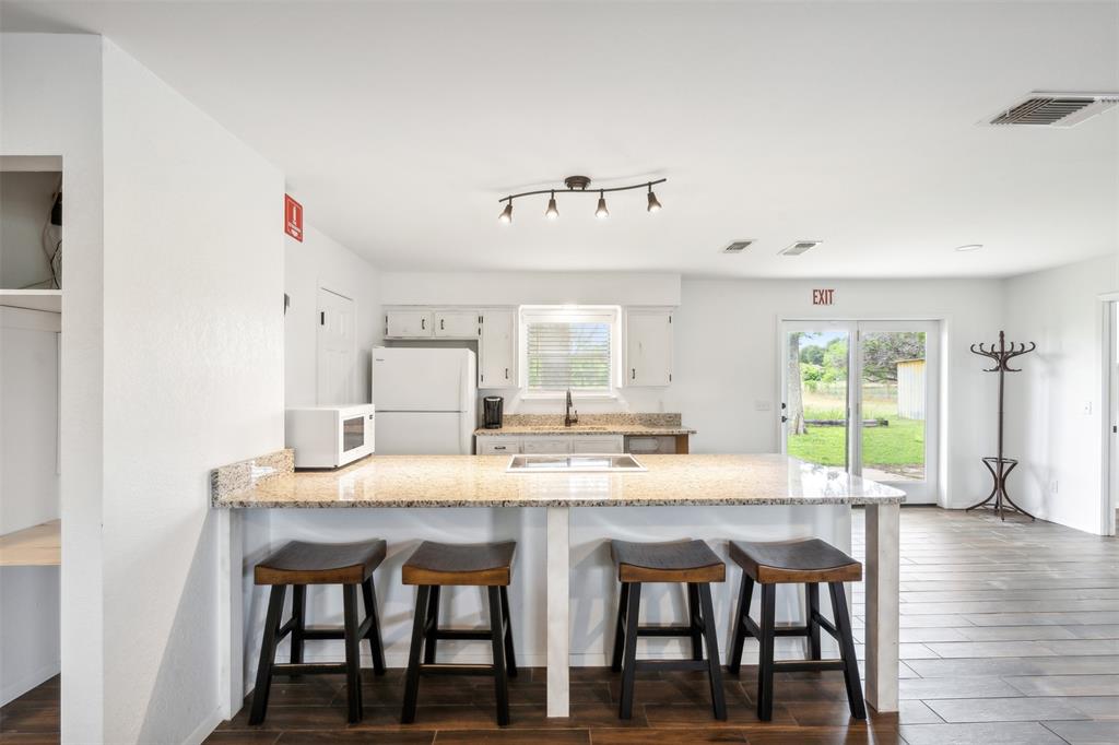 8740 I-20 Property Photo 21