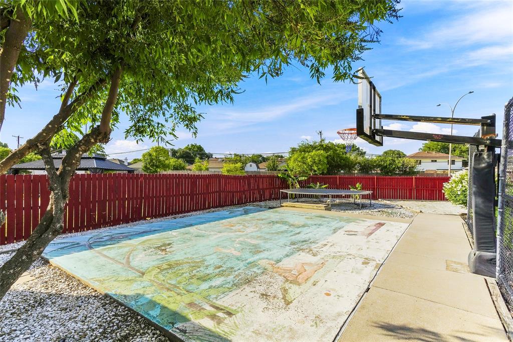 6001 Prairie Wood Court Property Photo 29