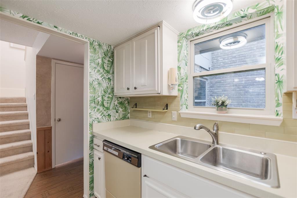 3107 Willowbrook Court Property Photo 13