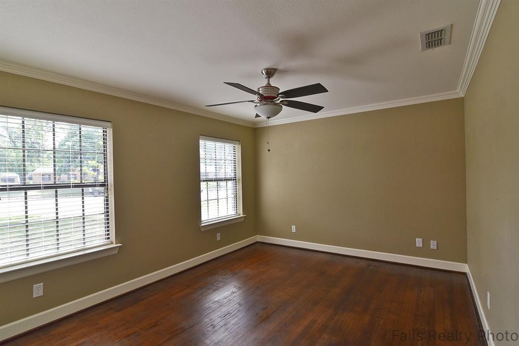 2700 Taft Boulevard Property Photo 18