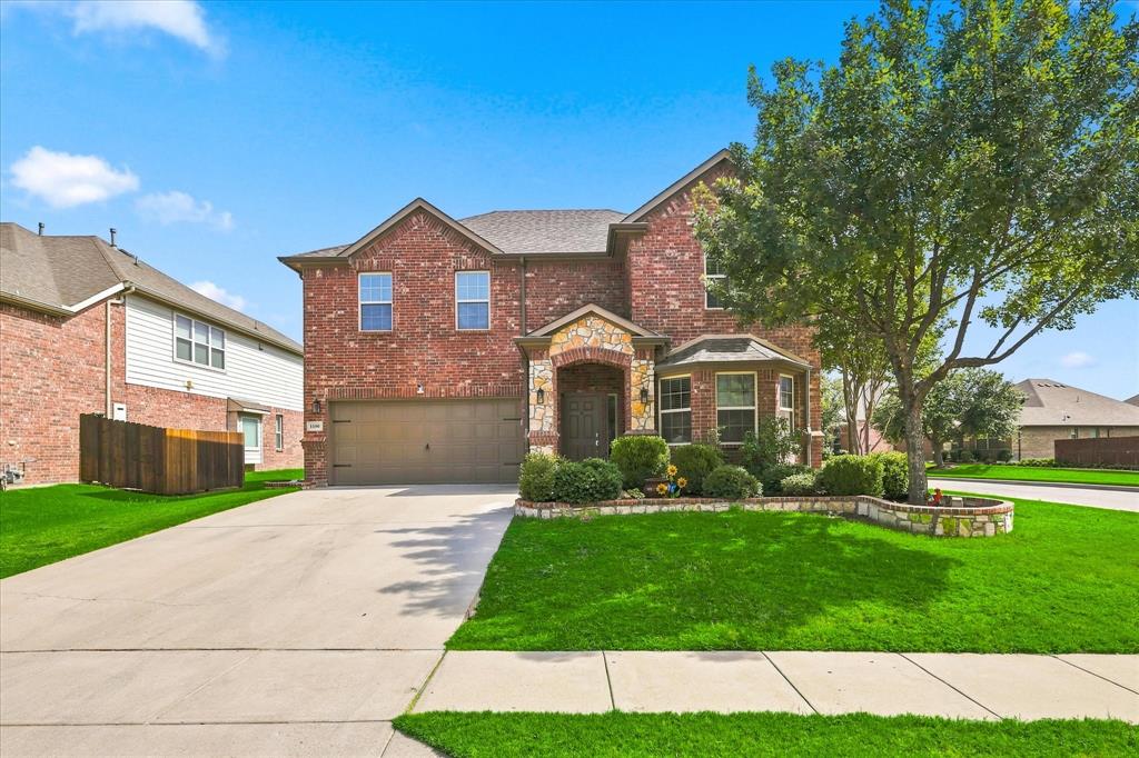 1100 Crest Breeze Drive Property Photo 1