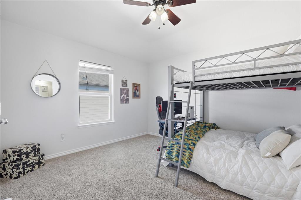1100 Crest Breeze Drive Property Photo 27
