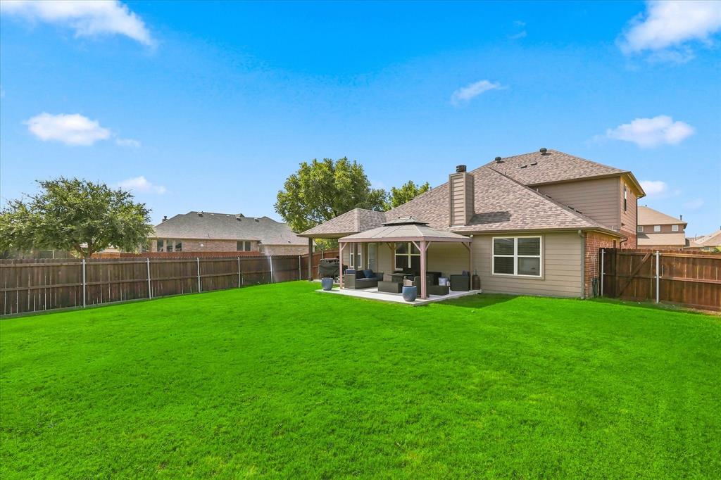 1100 Crest Breeze Drive Property Photo 34
