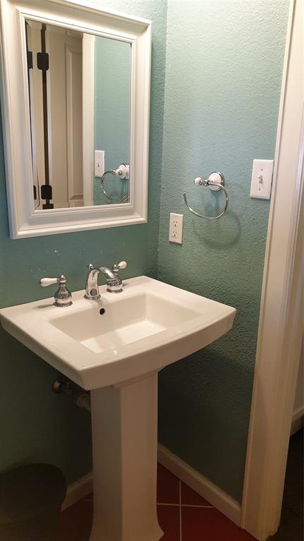 2700 Taft Boulevard Property Photo 21