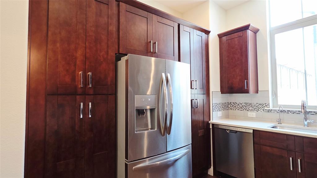 13222 Bee Street Property Photo 13