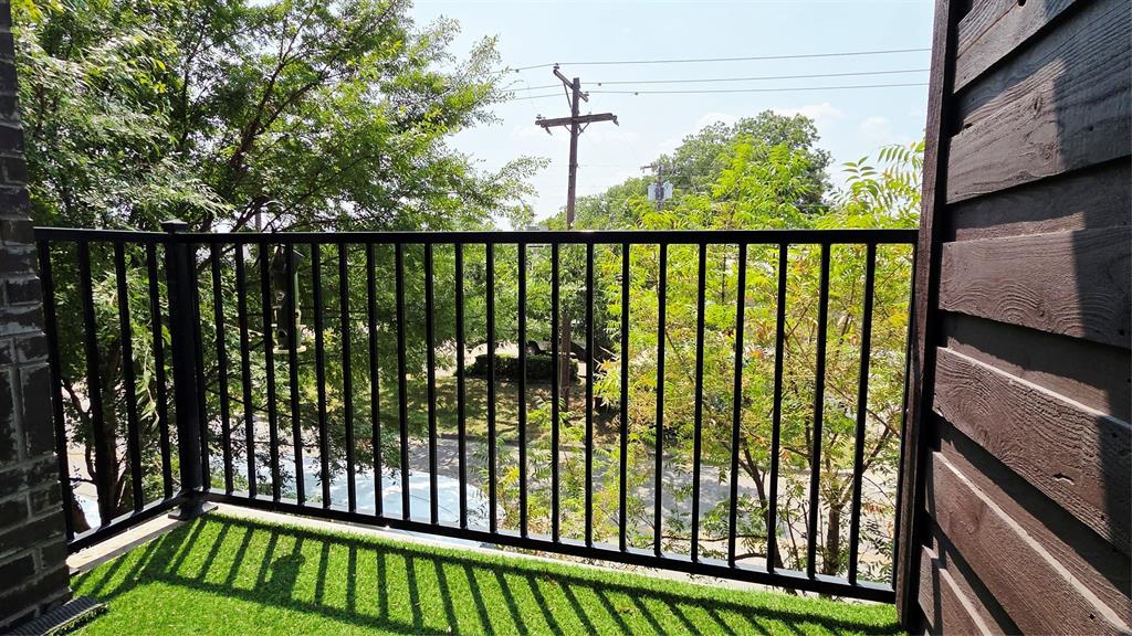 13222 Bee Street Property Photo 14