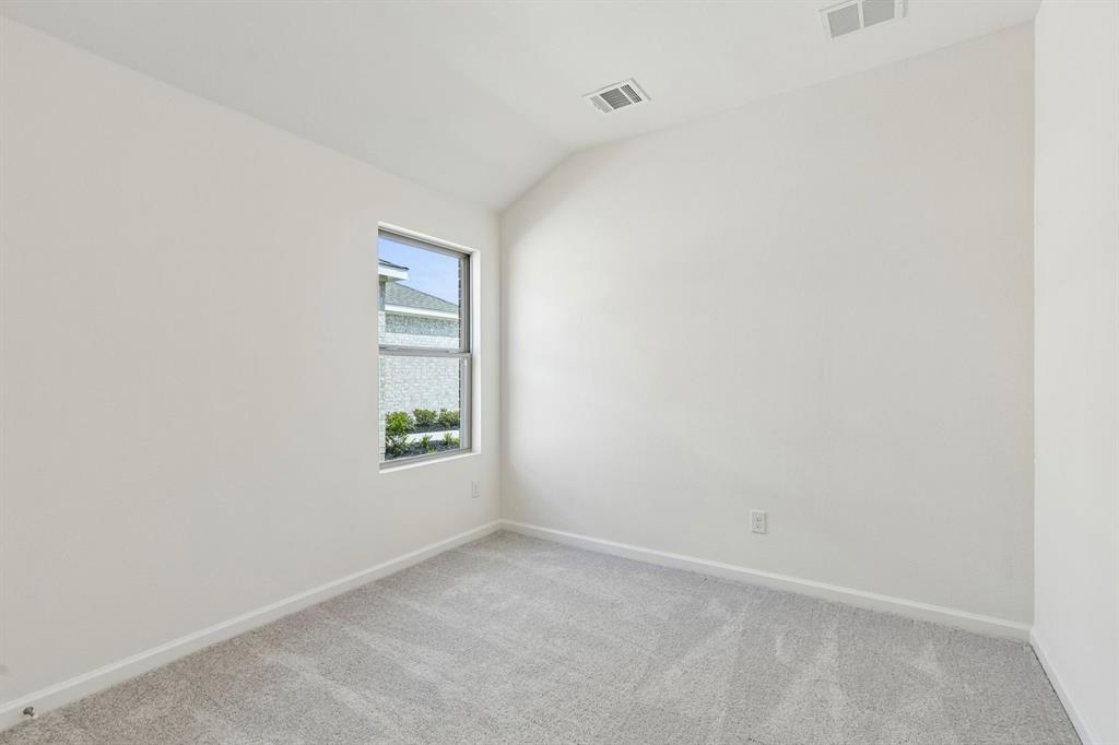 859 Hillcrest Boulevard Property Photo 14