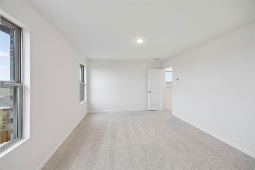 844 Hillcrest Boulevard Property Photo 13