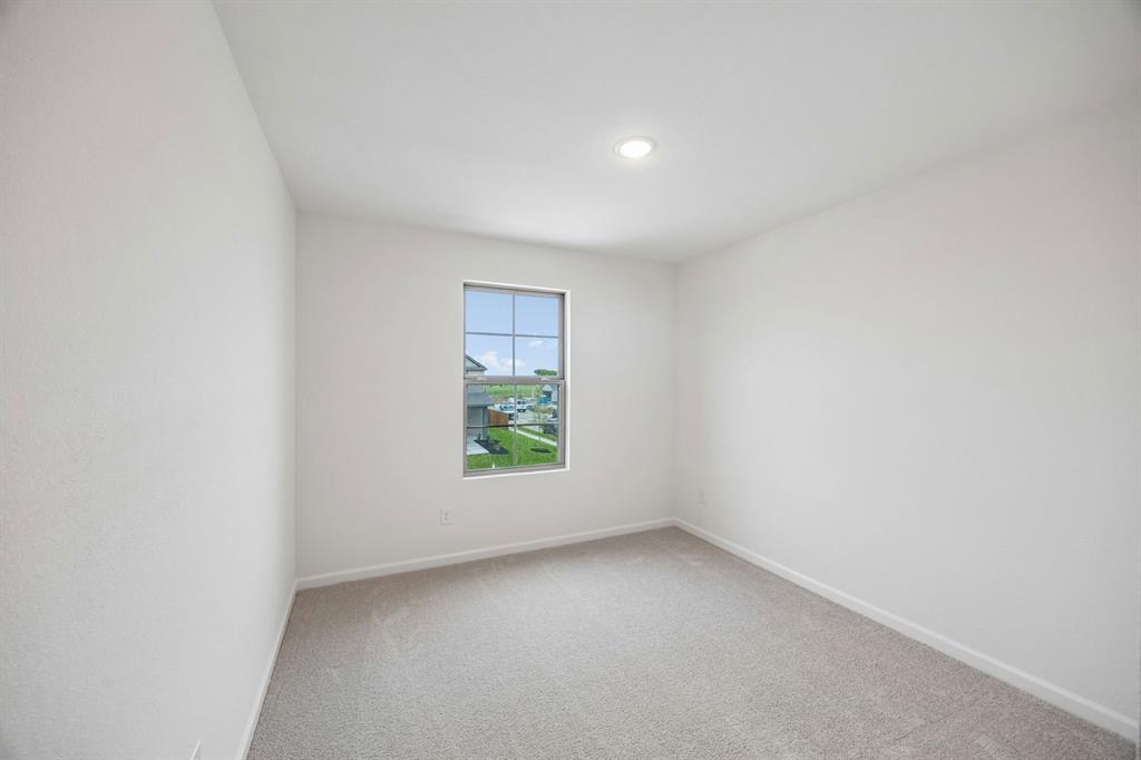 844 Hillcrest Boulevard Property Photo 19