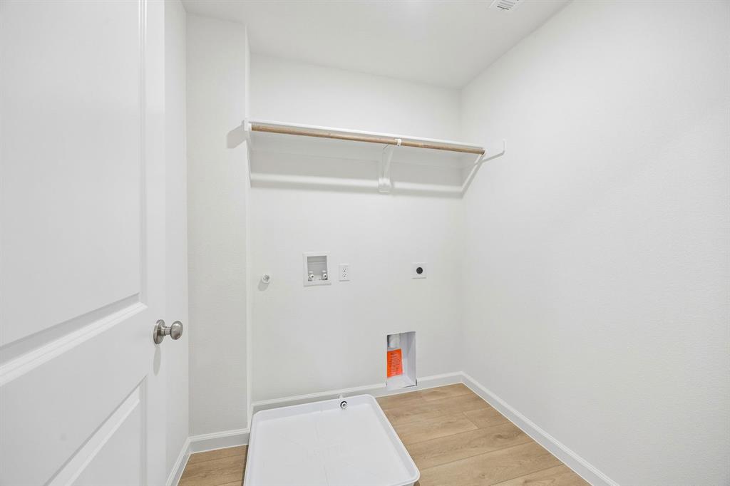 844 Hillcrest Boulevard Property Photo 20