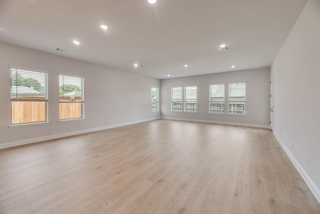 2300 La Jolla Drive Property Photo 13
