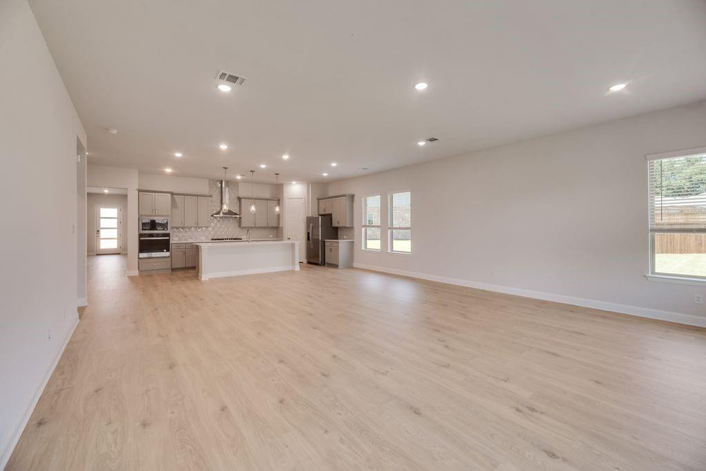 2300 La Jolla Drive Property Photo 15