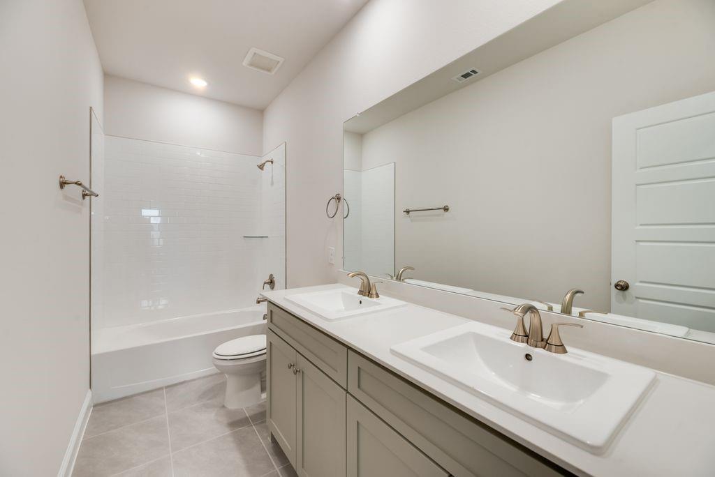 2300 La Jolla Drive Property Photo 27