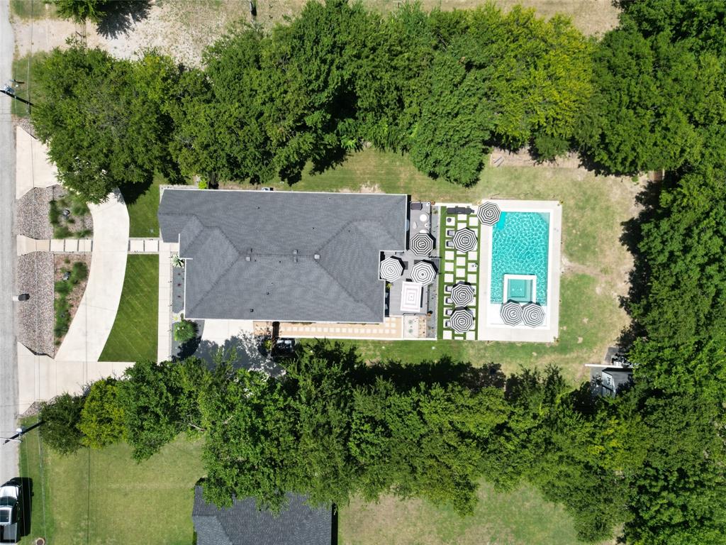1635 Frederick Street Property Photo 6